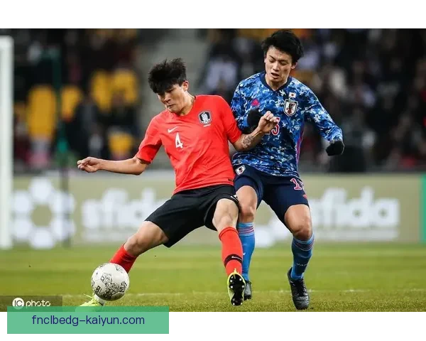 金玟哉展现范戴克风采，球队防线稳定提升备受关注