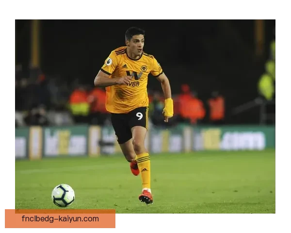 英超劳尔·希门尼斯状态回暖，近期表现值得关注